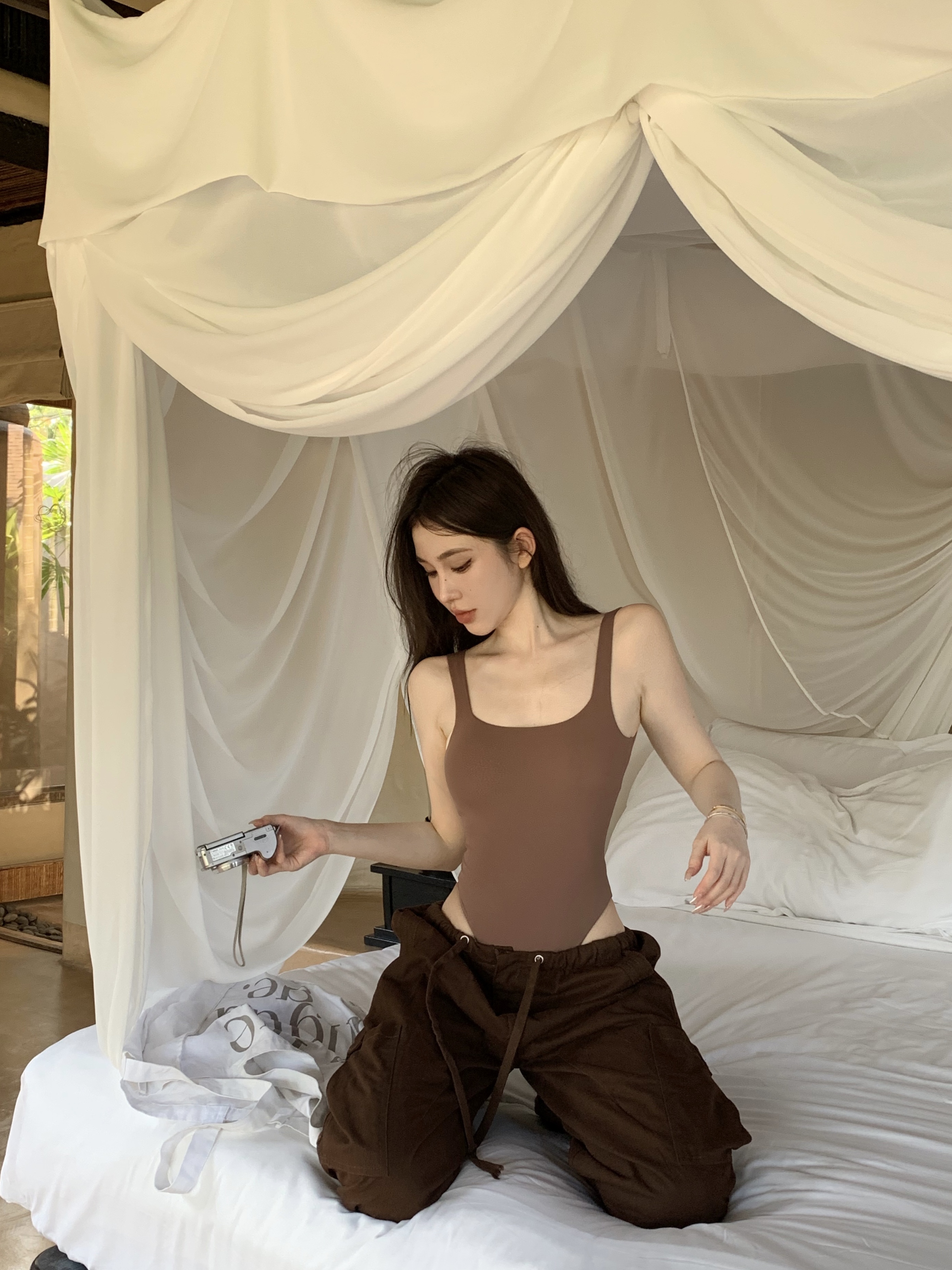 穿上女装后越来越紧变成女生，穿上女装后越来越紧变成女生现实